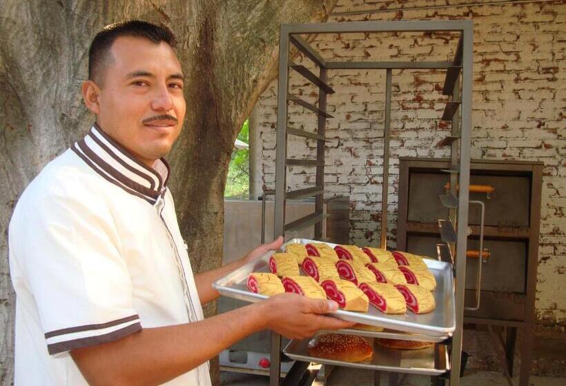 Los Naranjos Hotel Boutique