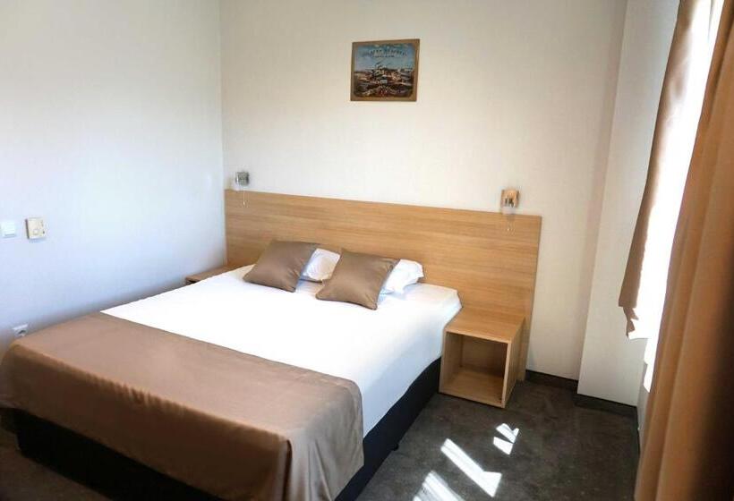 汽车旅馆  Ihtiman