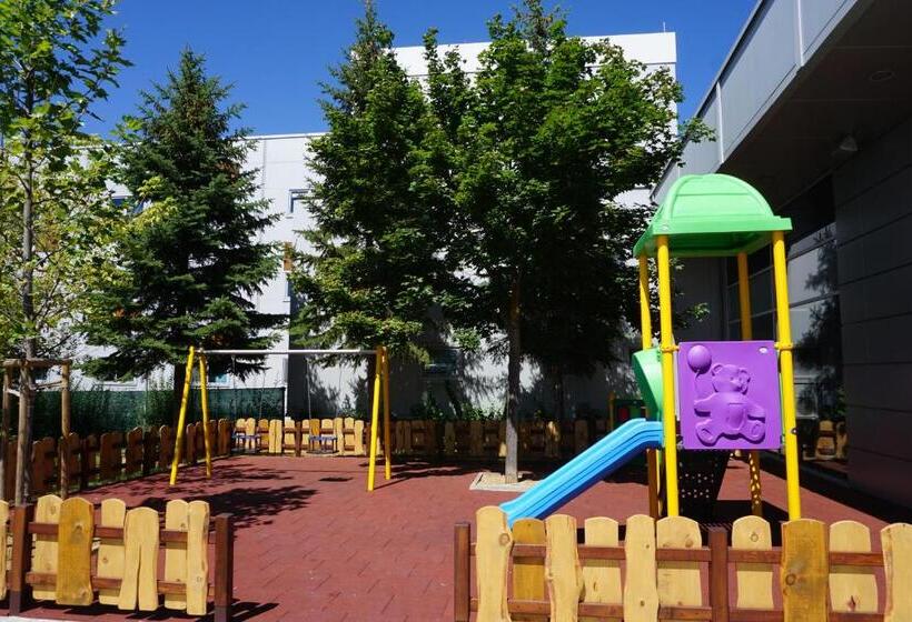 汽车旅馆  Ihtiman