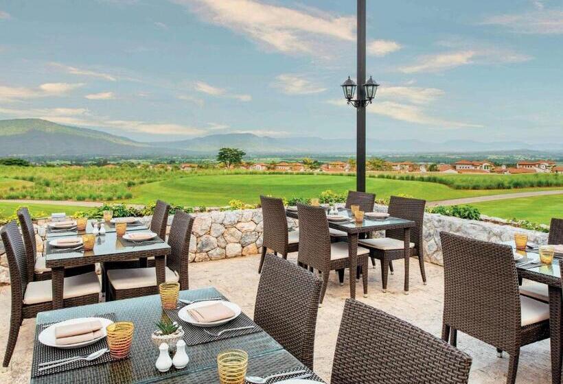 Mövenpick Resort Khao Yai