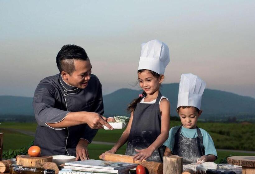 Mövenpick Resort Khao Yai