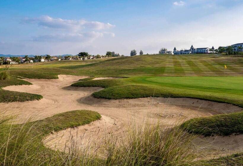 Mövenpick Resort Khao Yai