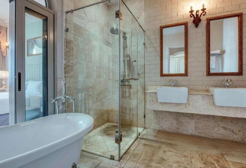 Mövenpick Resort Khao Yai