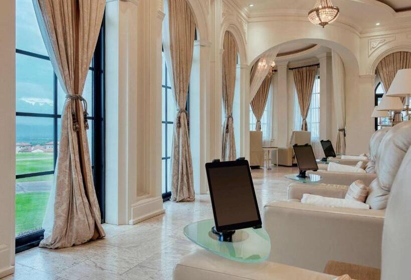 Mövenpick Resort Khao Yai