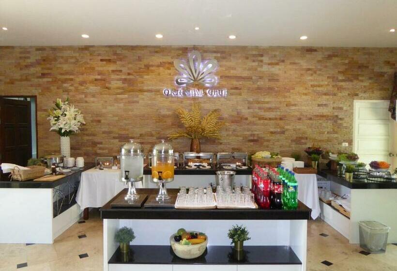 Oasis Garden & Pool Villa At Vip Resort