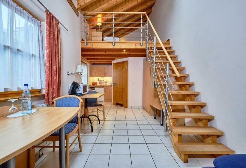 Пансион Apartment Landhotel Zum Storchennest