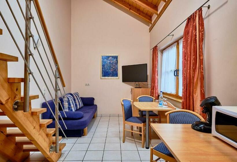 Пансион Apartment Landhotel Zum Storchennest