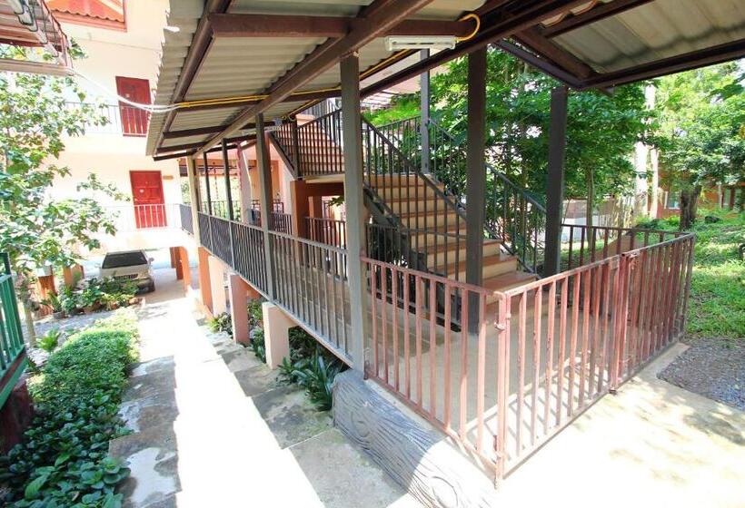 פנסיון Baan Pordee Homestay