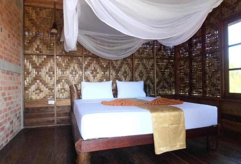 بنسيون Ban Ban Bangalow