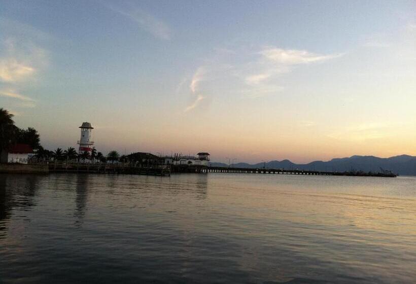 펜션 Ban Sulada Guest House