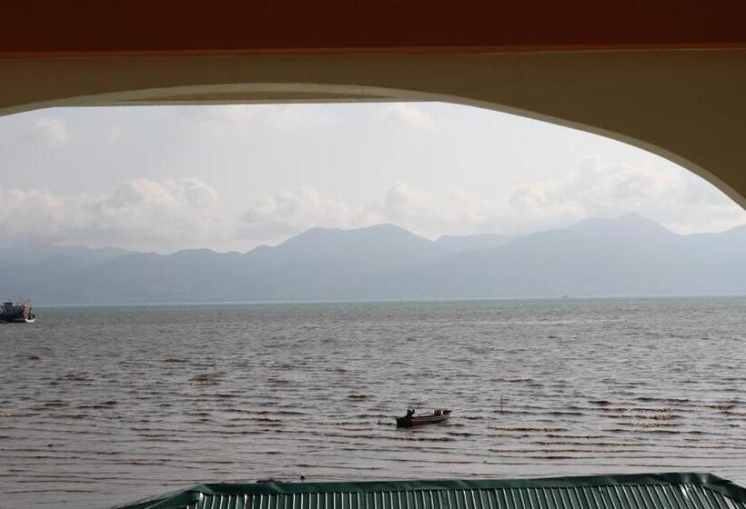 펜션 Ban Sulada Guest House