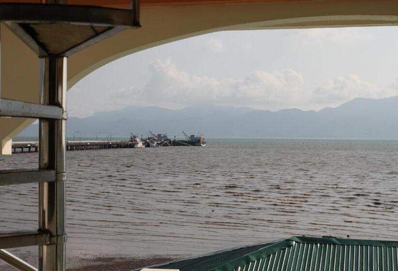 펜션 Ban Sulada Guest House