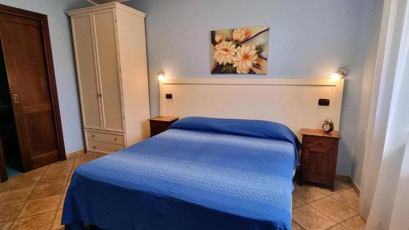 Пансион B&b Masseria Caporelli