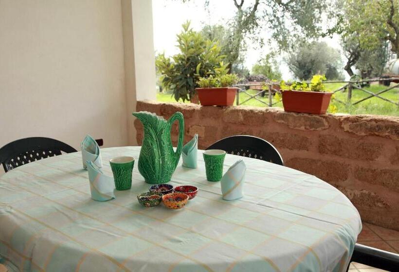 Пансион B&b Masseria Caporelli