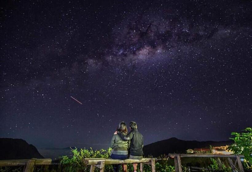 بنسيون Bromo Otix Guest House