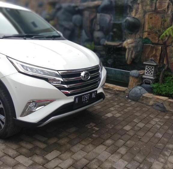 بنسيون Bromo Otix Guest House