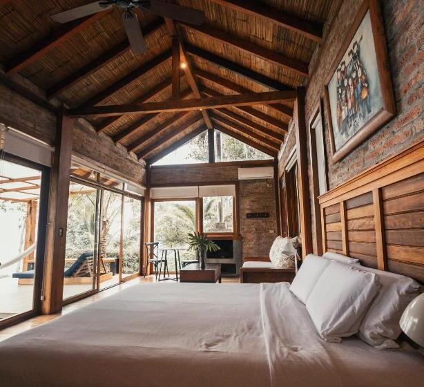 بنسيون Cerro Lobo