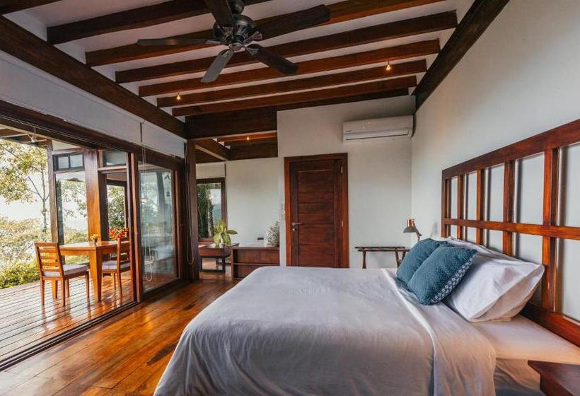 بنسيون Cerro Lobo