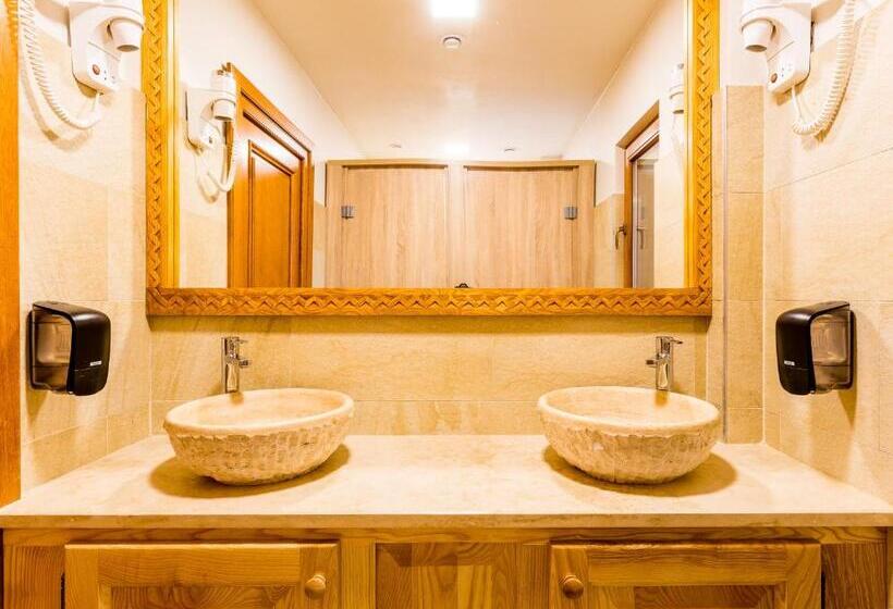 פנסיון Dacii Liberi Resort And Spa