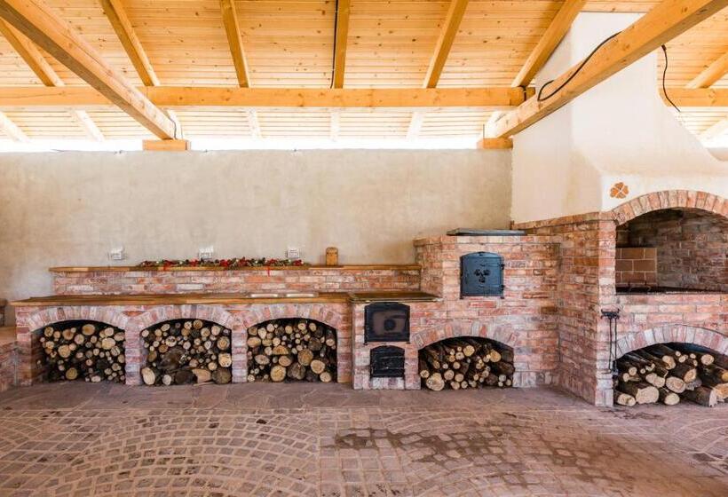 פנסיון Dacii Liberi Resort And Spa