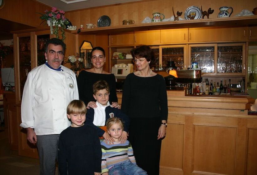 펜션 Gasthaus Zum Rothenberg