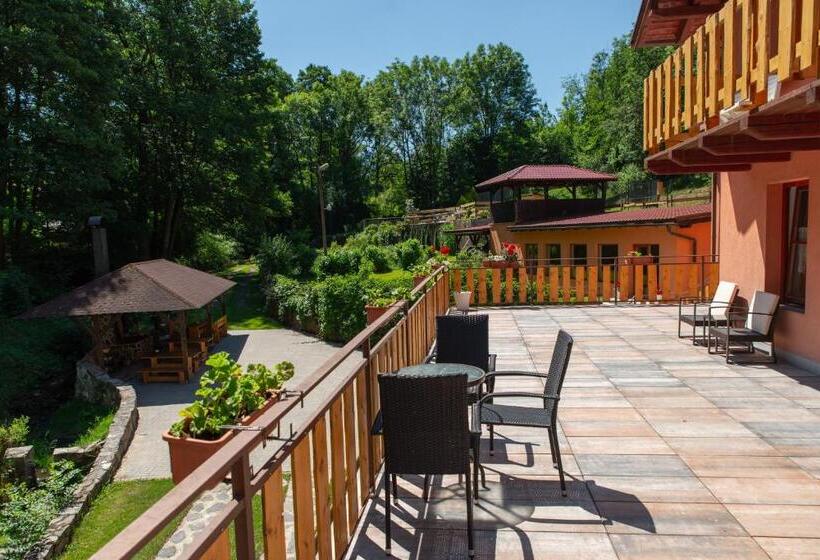 Пансион Penzion Liškův Mlýn