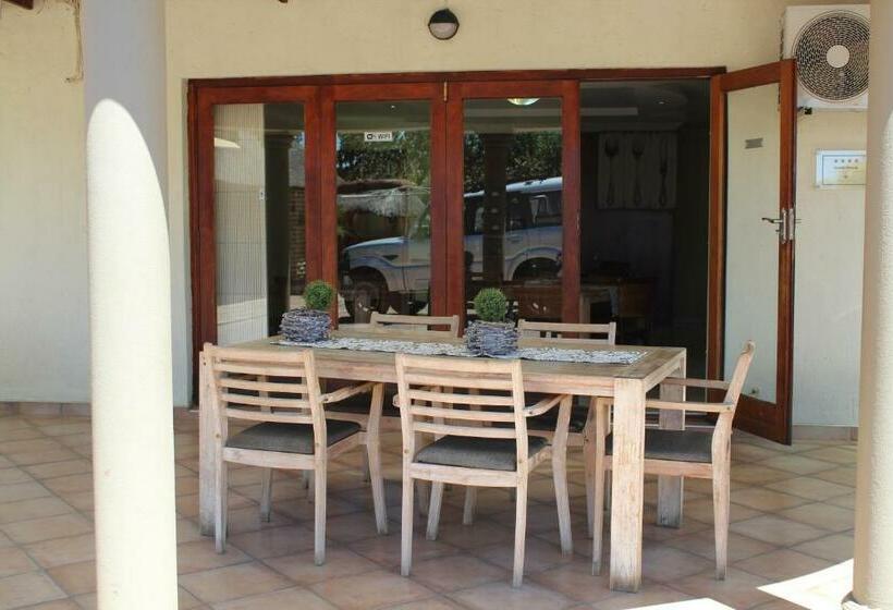 Пансион Lucette Boutique Guesthouse