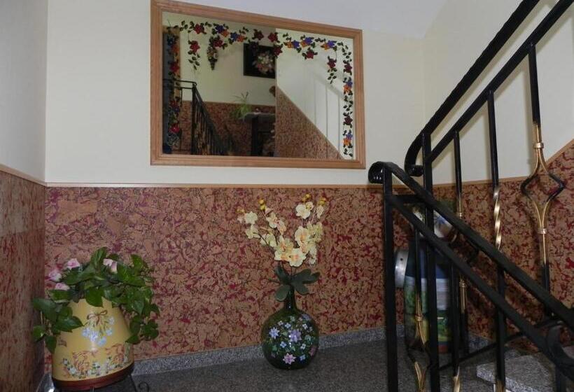 펜션 O Lar De Carmiña