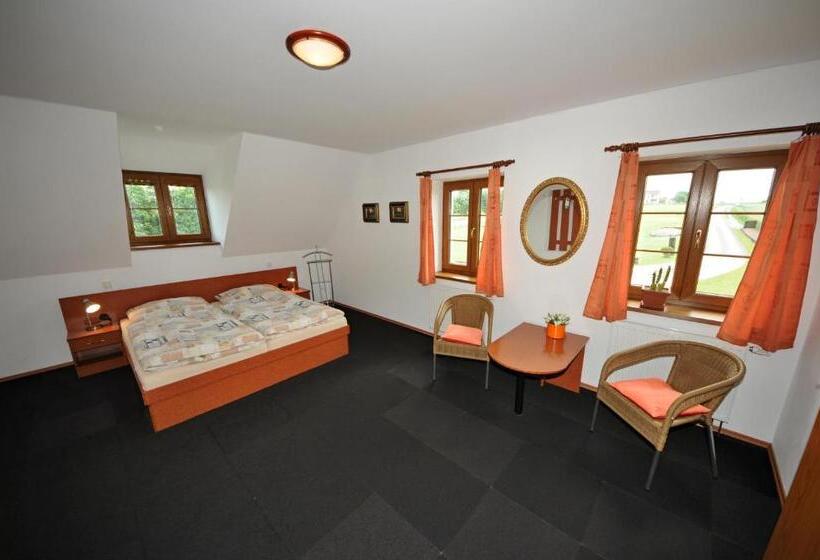 Пансион Penzion Praktik Krumlov