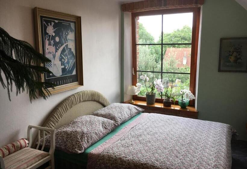 膳宿费 Penzion Prezident