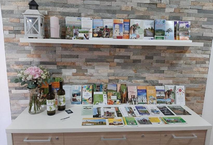 ペンション Penzion U Tří Lip Hevlín