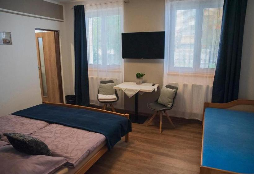 ペンション Penzion U Tří Lip Hevlín