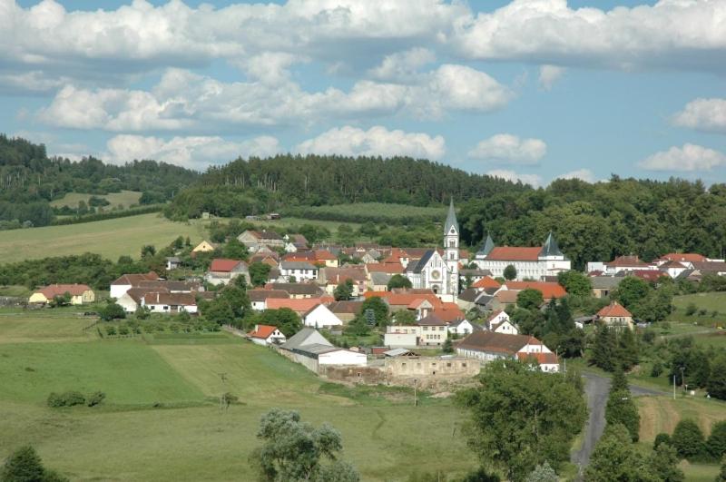 펜션 Penzion U Zámeckého Parku