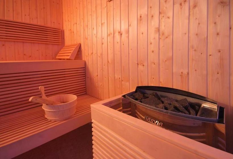 פנסיון Portile Ocnei