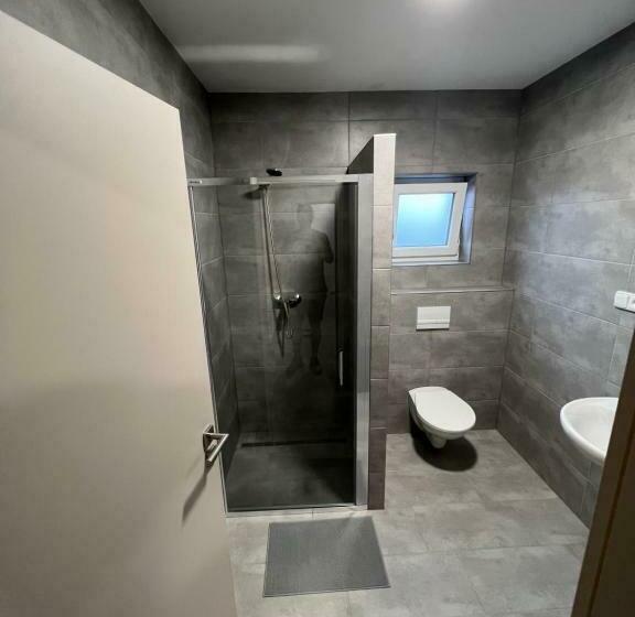 بنسيون Restaurace   Penzion Bavorský Dvůr