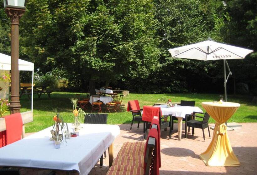 פנסיון & Restaurant Lengefelder Warte