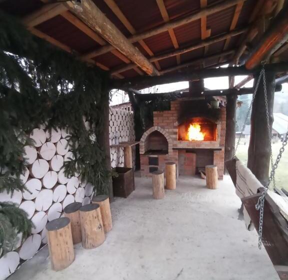 פנסיון Sadyba Sunny House