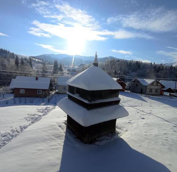 פנסיון Sadyba Sunny House