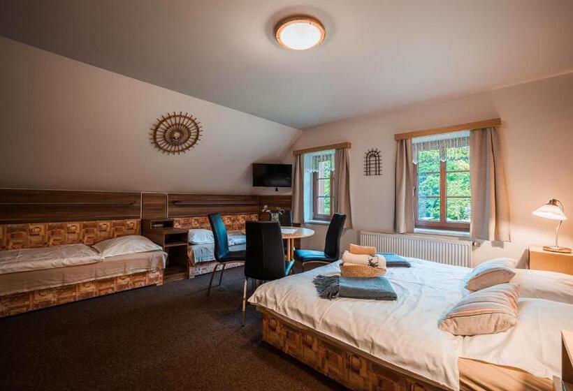 بنسيون U Sadílků