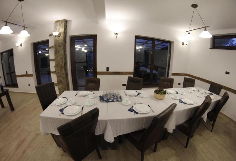 膳宿费 Casa Laur Cu Plajă Privată