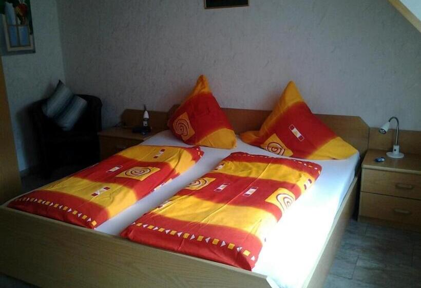 بنسيون Weingut Gästehaus Karl Otto Nalbach