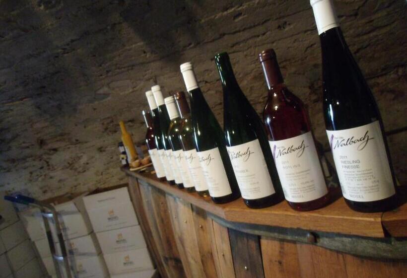 ペンション Weingut Gästehaus Karl Otto Nalbach