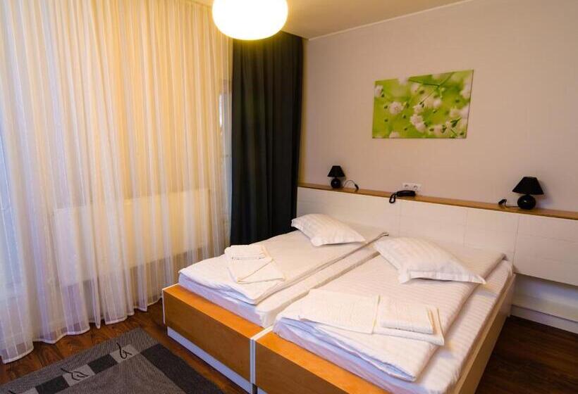 Pensiunea La Broscuta