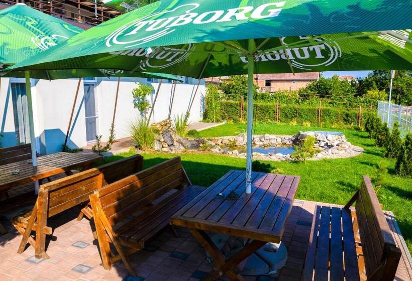 Pensiunea La Broscuta