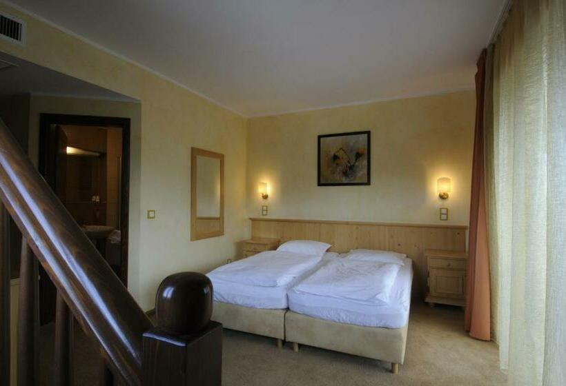 Курорт Complex Pastravaria Albota