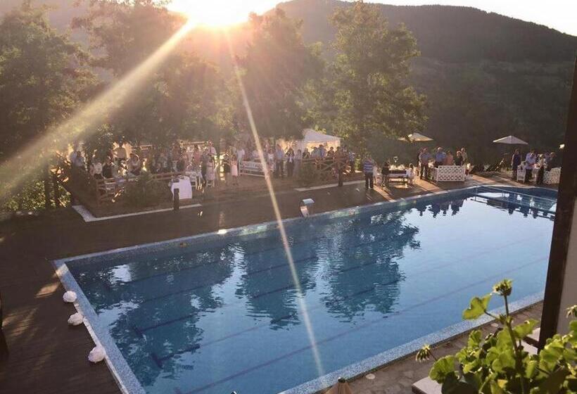 אתר נופש Mountain View Hotel Complex