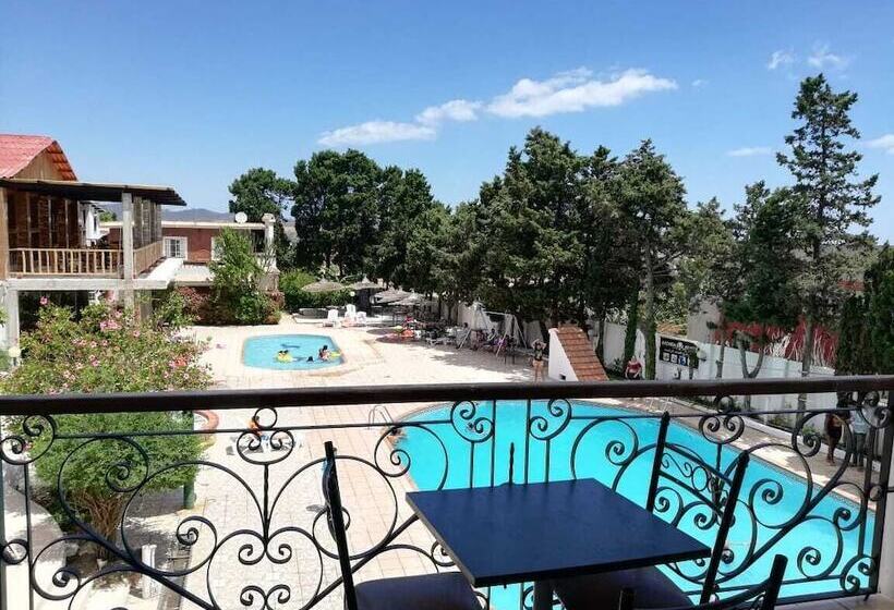 استراحتگاه Résidence Nardina Golden