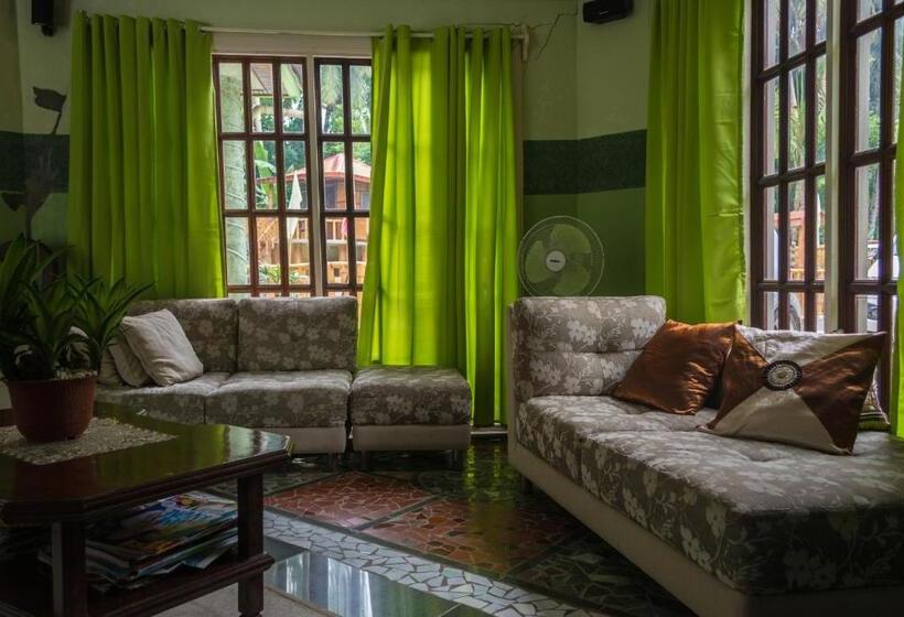 استراحتگاه Stefanie Grace Paradise Inn