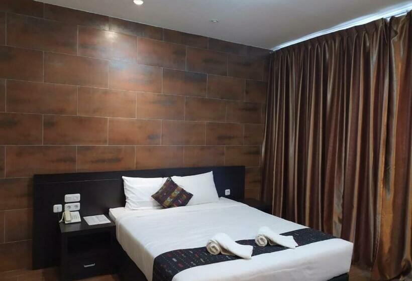 Курорт Tiara Bunga Hotel & Villa