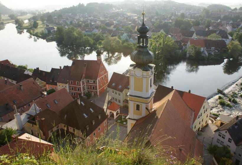 & Pension Zum Birnthaler